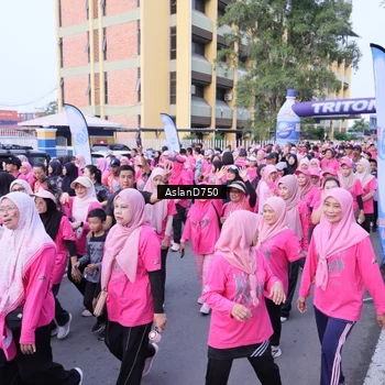 Runner Photo 9004813