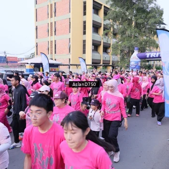 Runner Photo 9004815