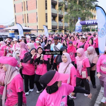 Runner Photo 9004819
