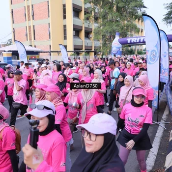 Runner Photo 9004822