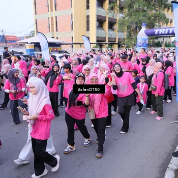Runner Photo 9004832
