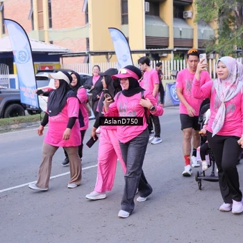 Runner Photo 9004848