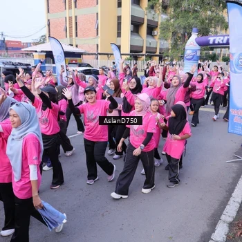Runner Photo 9004849