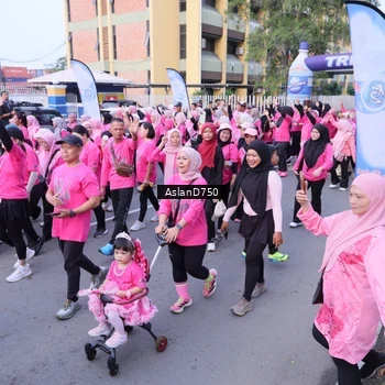 Runner Photo 9004853