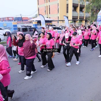 Runner Photo 9004862