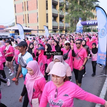 Runner Photo 9004870