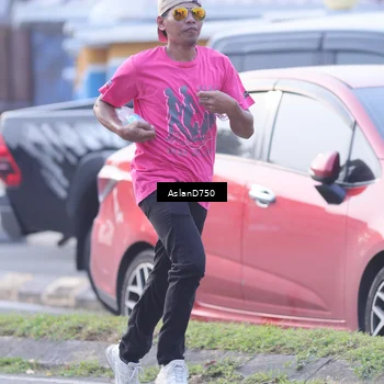 Runner Photo 9004891