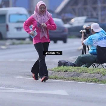 Runner Photo 9004917