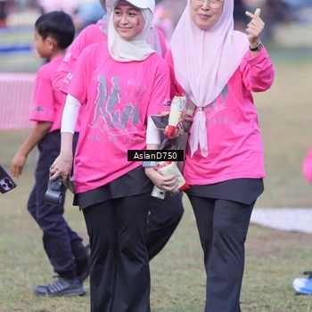 Runner Photo 9004940