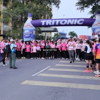 Runner Photo 9005020