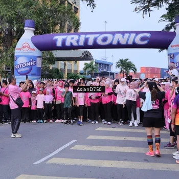 Runner Photo 9005021