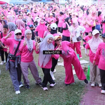Runner Photo 9005044