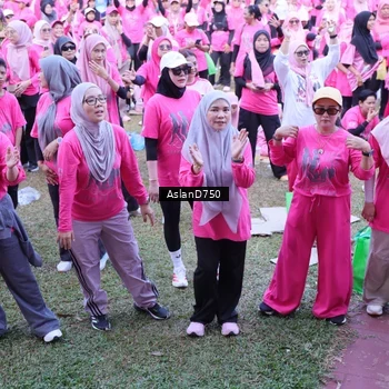 Runner Photo 9005045