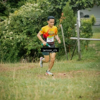 Runner Photo 9007849