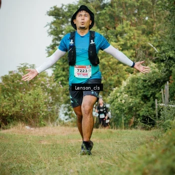 Runner Photo 9007900