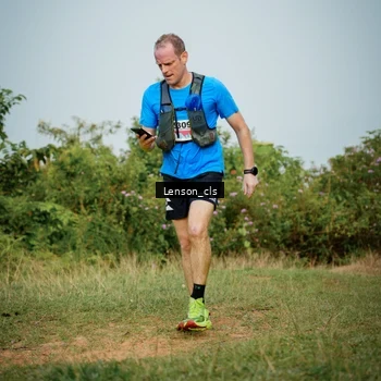 Runner Photo 9007946