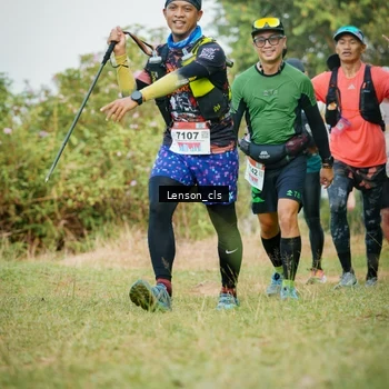 Runner Photo 9009039