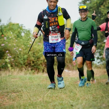 Runner Photo 9009040