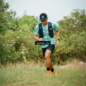 Runner Photo 9009060