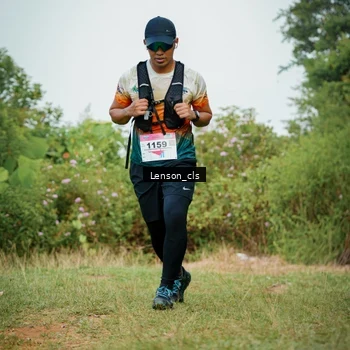 Runner Photo 9010192