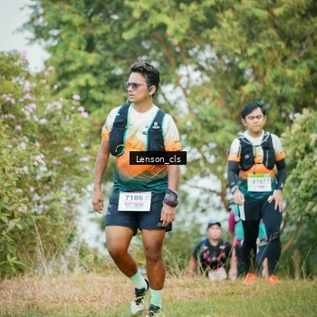 Runner Photo 9010375