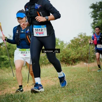 Runner Photo 9011007