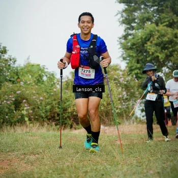 Runner Photo 9011014