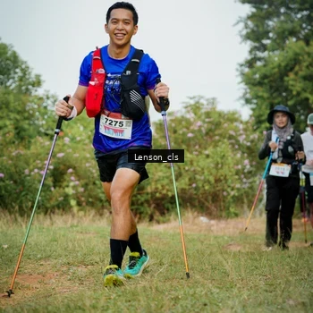 Runner Photo 9011015