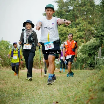 Runner Photo 9011020