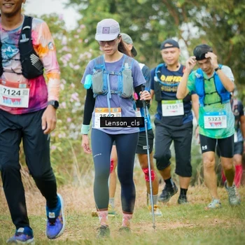 Runner Photo 9011200