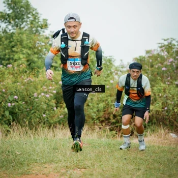 Runner Photo 9011240