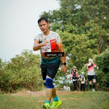 Runner Photo 9011400