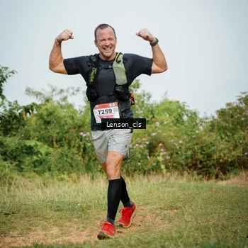 Runner Photo 9011813