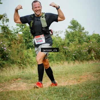Runner Photo 9011814