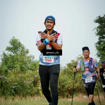 Runner Photo 9011875