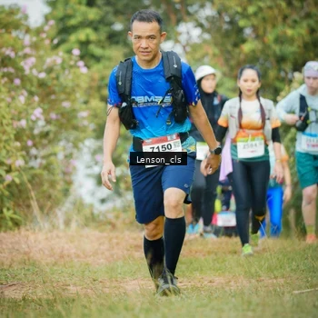 Runner Photo 9011910