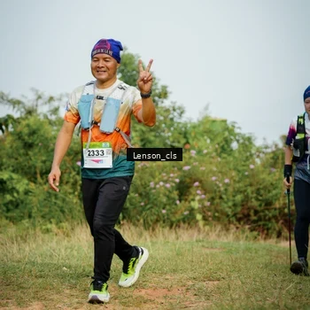 Runner Photo 9012027