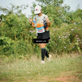 Runner Photo 9012048