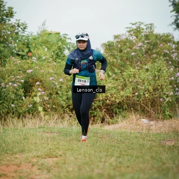 Runner Photo 9012054