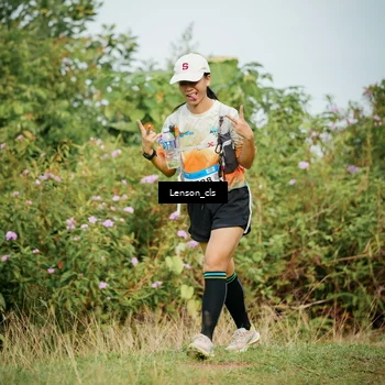 Runner Photo 9012058