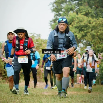 Runner Photo 9012105