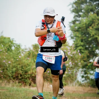 Runner Photo 9012122
