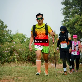 Runner Photo 9012140