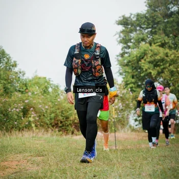 Runner Photo 9012148