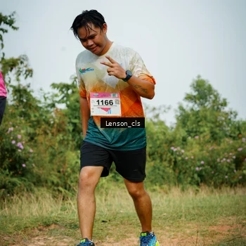 Runner Photo 9012152