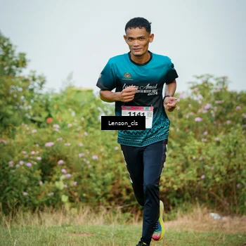 Runner Photo 9012209