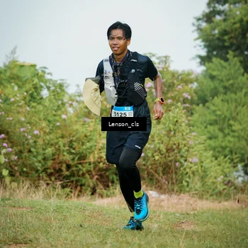 Runner Photo 9012210