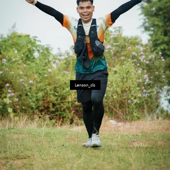 Runner Photo 9012233