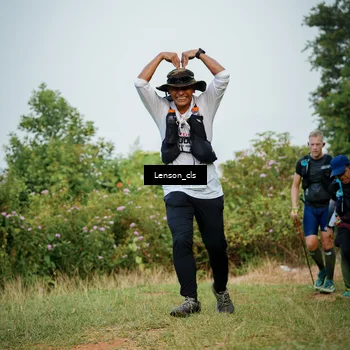 Runner Photo 9012243