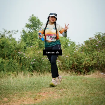 Runner Photo 9012390